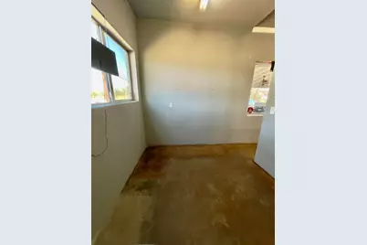 802 N Phillips Ranch Road, Granite Shoals, TX 78654 - Photo 14