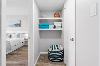 104 Cove E, Horseshoe Bay, TX 78657 - Photo 16