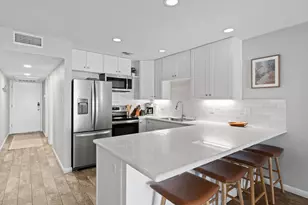 104 Cove E, Horseshoe Bay, TX 78657 - Photo 10