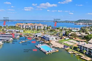 104 Cove E, Horseshoe Bay, TX 78657 - Photo 2