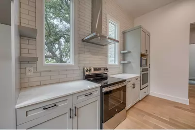 309 Alabaster, Horseshoe Bay, TX 78657 - Photo 8