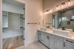 309 Alabaster, Horseshoe Bay, TX 78657 - Photo 14