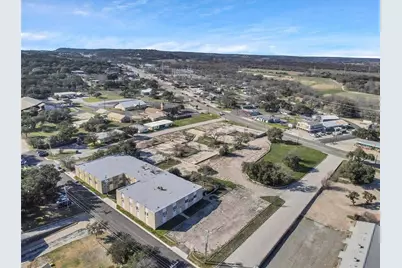 102 Hamilton Creek Drive, Burnet, TX 78611 - Photo 4