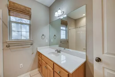 211 Gateway Parkway, Marble Falls, TX 78654 - Photo 16