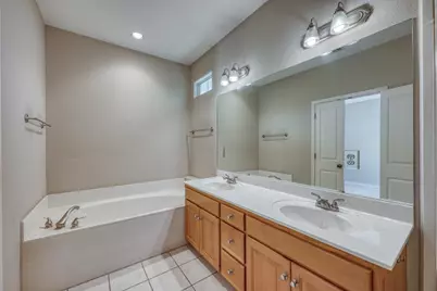 211 Gateway Parkway, Marble Falls, TX 78654 - Photo 22