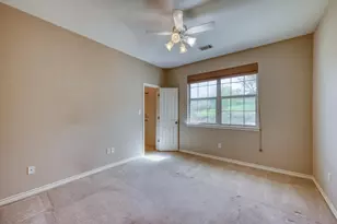 211 Gateway Pkwy, Marble Falls, TX 78654 - Photo 18