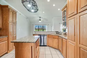 104 Firestone Pl, Meadowlakes, TX 78654 - Photo 6