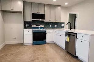 149 W Hickory St, Granite Shoals, TX 78654 - Photo 2