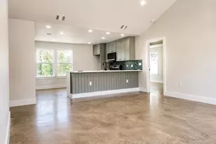 149 W Hickory St, Granite Shoals, TX 78654 - Photo 4