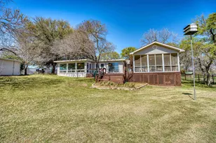 110 Bluebonnet Cir, Burnet, TX 78611 - Photo 4