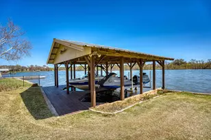 110 Bluebonnet Cir, Burnet, TX 78611 - Photo 6