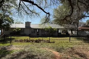 110 Bluebonnet Cir, Burnet, TX 78611 - Photo 1