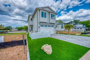 320 Lake St, Kingsland, TX 78639 - Photo 2