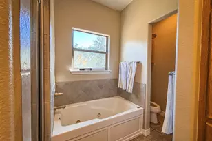 304 Deer Hollow, Horseshoe Bay, TX 78657 - Photo 12