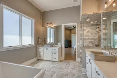520 The Trails Parkway, Horseshoe Bay, TX 78657 - Photo 18