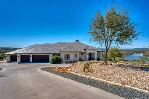 520 The Trails Pkwy, Horseshoe Bay, TX 78657 - Photo 4