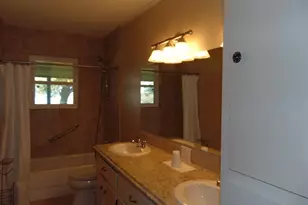 504 N Chaparral, Burnet, TX 78611 - Photo 4