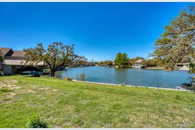 103 Keel Way, Horseshoe Bay, TX 78657 - Photo 14