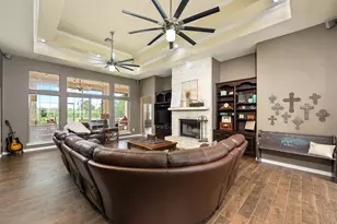 419 Firestone Dr, Meadowlakes, TX 78654 - Photo 4