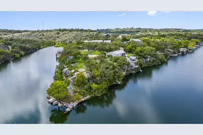 1450 Los Escondidos Street, Marble Falls, TX 78654 - Photo 2