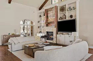 1450 Los Escondidos St, Marble Falls, TX 78654 - Photo 10