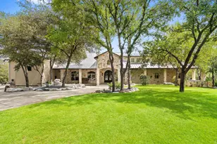 1450 Los Escondidos St, Marble Falls, TX 78654 - Photo 6