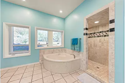 330 Juniper Trl, Kingsland, TX 78639 - Photo 14