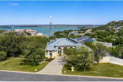 303 Left Ln, Horseshoe Bay, TX 78657 - Photo 8
