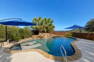 303 Left Ln, Horseshoe Bay, TX 78657 - Photo 6