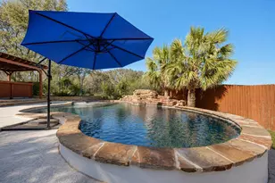 303 Left Ln, Horseshoe Bay, TX 78657 - Photo 4