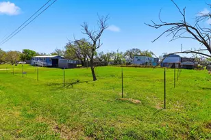 801 Anson St, Kingsland, TX 78639 - Photo 18
