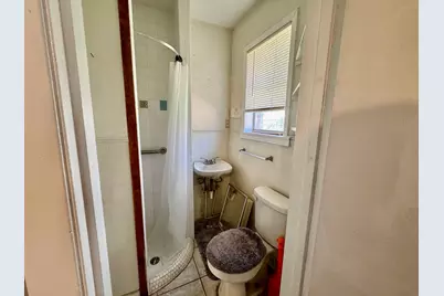 807 N West, Burnet, TX 78611 - Photo 16