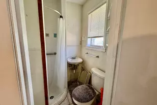 807 N W, Burnet, TX 78611 - Photo 16