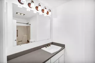 100 Bay Point Dr, Horseshoe Bay, TX 78657 - Photo 14