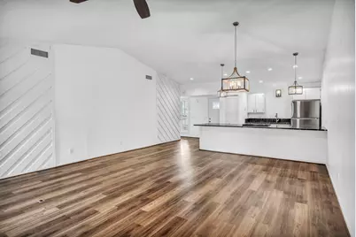 100 Bay Point Drive, Horseshoe Bay, TX 78657 - Photo 4