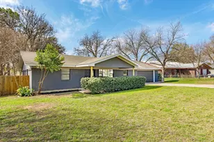 1106 Hackberry Dr, Marble Falls, TX 78654 - Photo 1