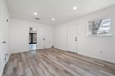 1106 Hackberry Drive, Marble Falls, TX 78654 - Photo 18