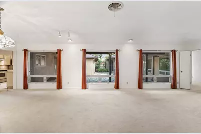 216 Harbor Light, Horseshoe Bay, TX 78657 - Photo 4