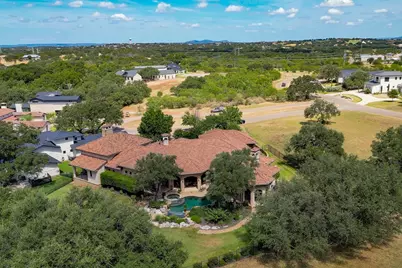 104 Orange Plume, Horseshoe Bay, TX 78657 - Photo 4