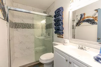 104 Cove E #102, Horseshoe Bay, TX 78657 - Photo 14