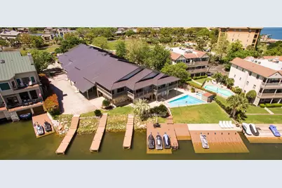 104 Cove E #102, Horseshoe Bay, TX 78657 - Photo 2