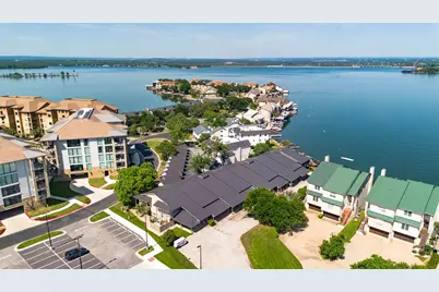 104 Cove E #102, Horseshoe Bay, TX 78657 - Photo 4