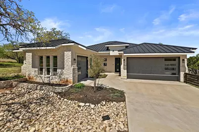 104 Desert Rose, Horseshoe Bay, TX 78657 - Photo 2