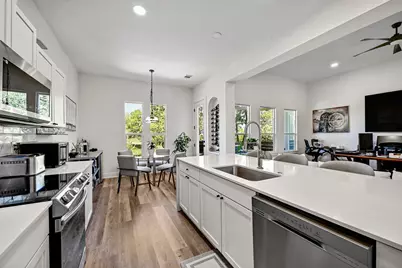 104 Desert Rose, Horseshoe Bay, TX 78657 - Photo 12