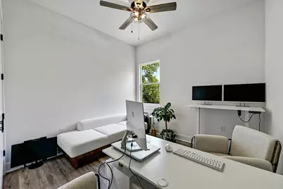 104 Desert Rose, Horseshoe Bay, TX 78657 - Photo 16