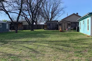 216 Post Oak Dr, Tow, TX 78672 - Photo 4