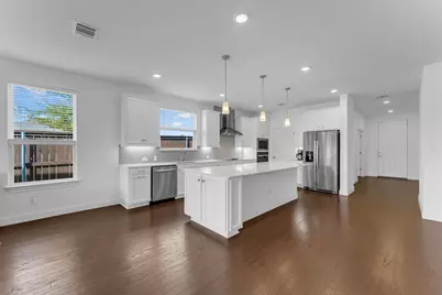 101 Jasmine, Marble Falls, TX 78654 - Photo 6