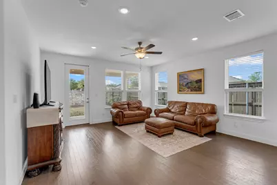 101 Jasmine, Marble Falls, TX 78654 - Photo 10