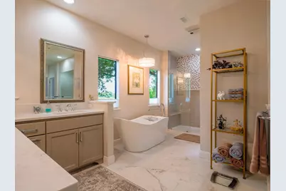 313 Meadowlakes Drive, Meadowlakes, TX 78654 - Photo 24