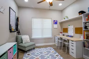 313 Meadowlakes Dr, Meadowlakes, TX 78654 - Photo 4